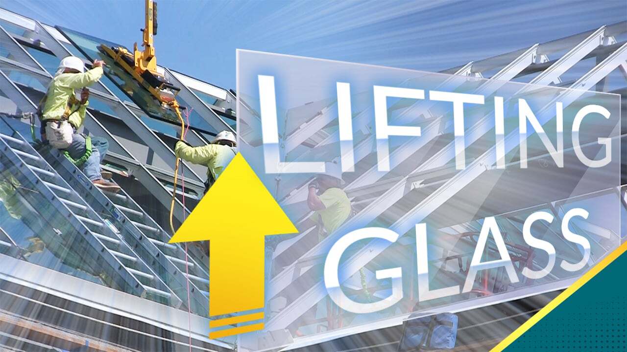 Lifting Glass with WPG Vacuum Lifters