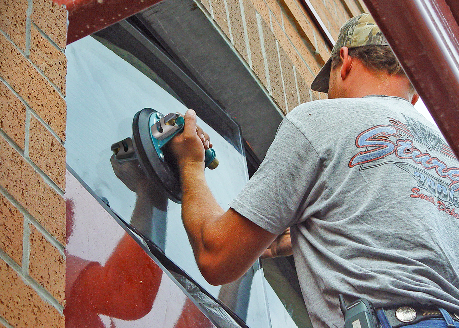 Hand-Held Vacuum Suction Cup Photo 19