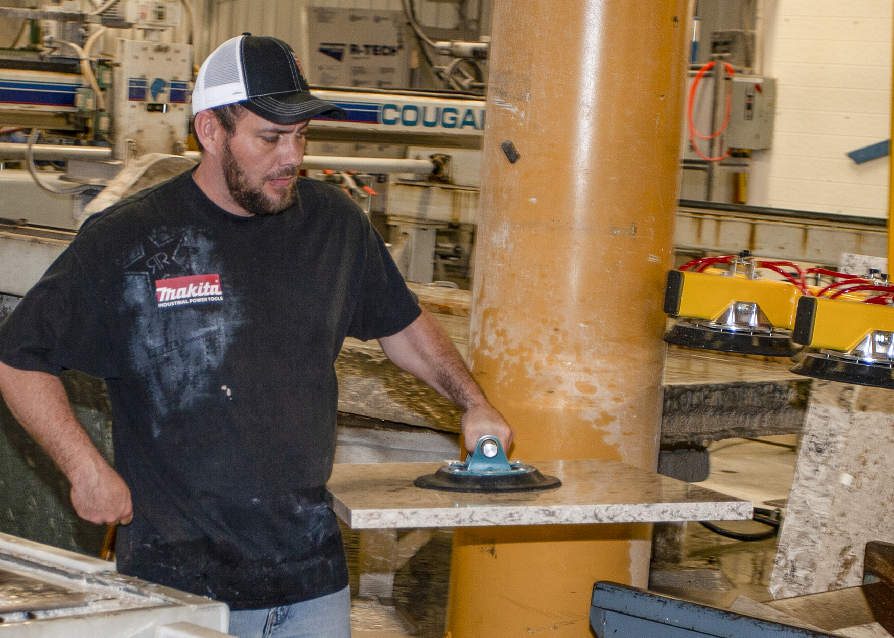 Stone lifter in use – photo 20